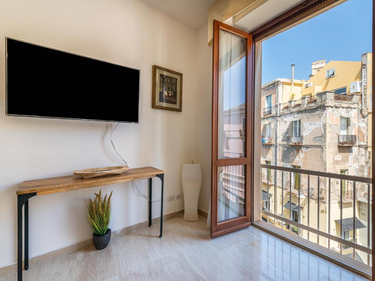 Apartment On Shopping Street Cagliari Exterior photo